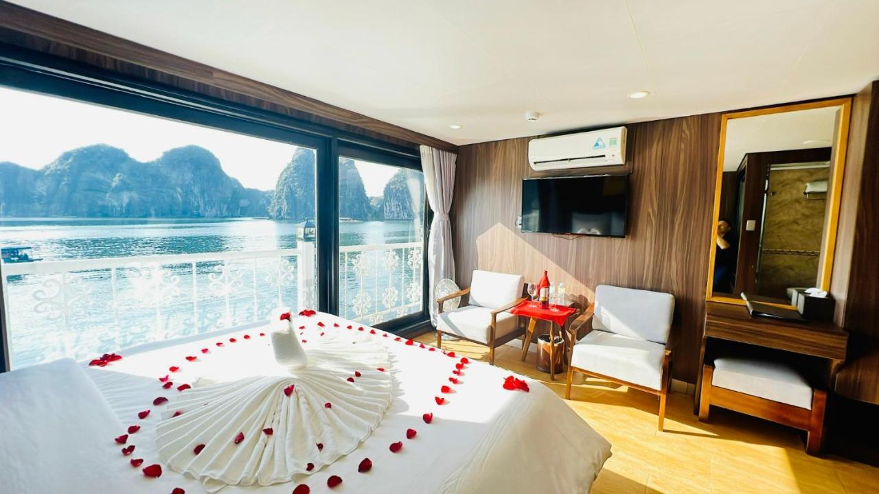Unicharm Cruise Hotell Ha Long Eksteriør bilde