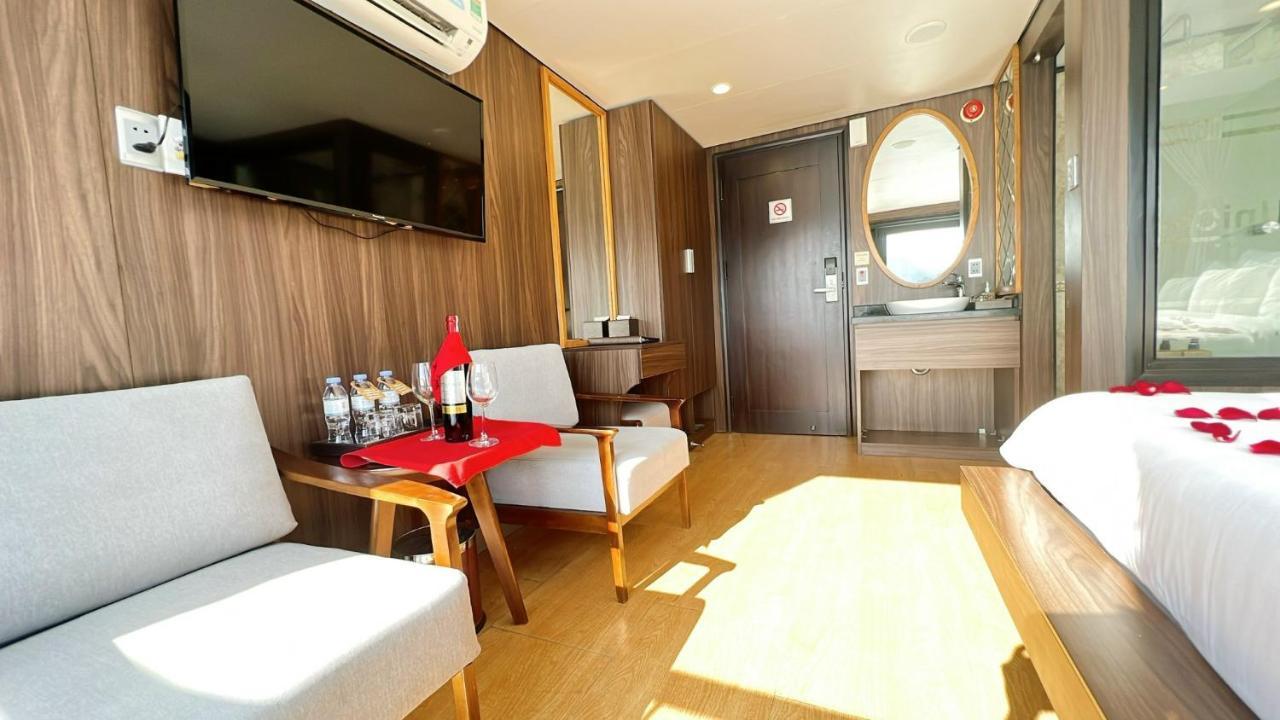 Unicharm Cruise Hotell Ha Long Eksteriør bilde