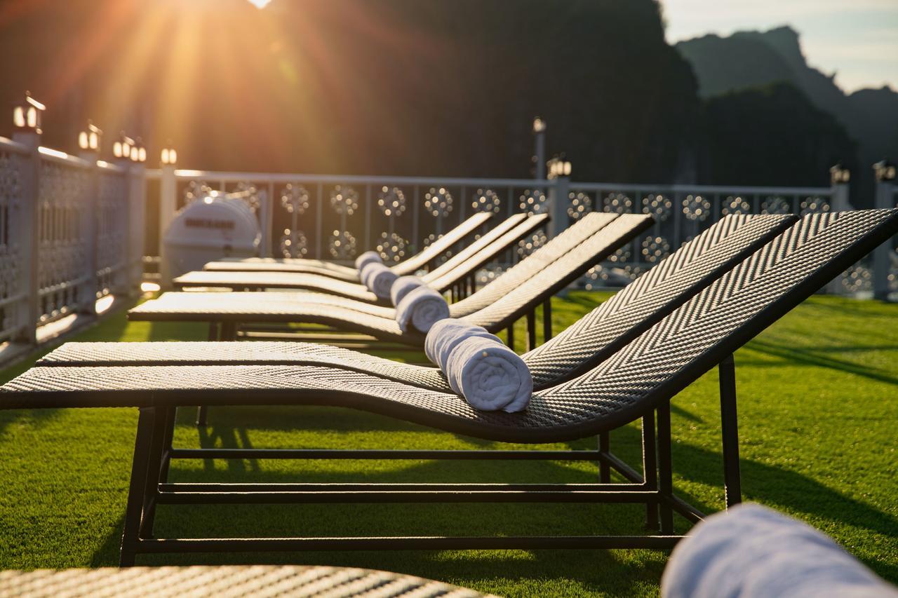 Unicharm Cruise Hotell Ha Long Eksteriør bilde