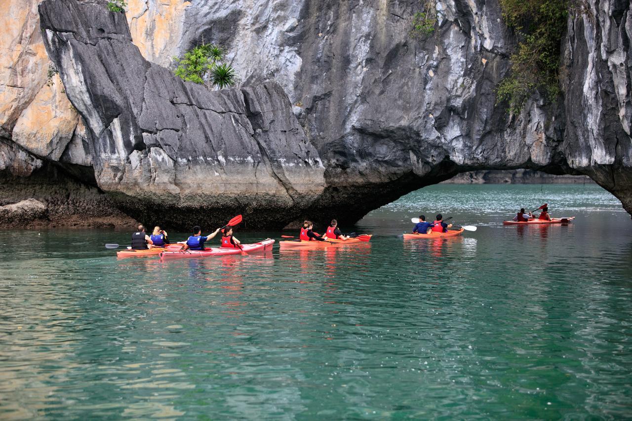 Unicharm Cruise Hotell Ha Long Eksteriør bilde